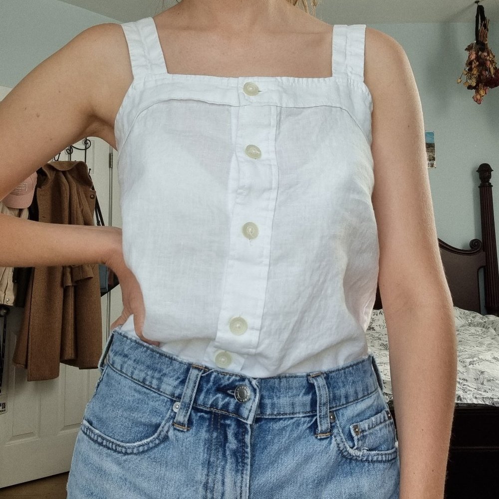 Everlane linen picnic top